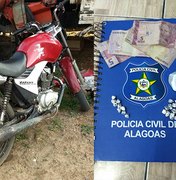 Homem é preso com drogas e moto roubada em São Sebastião
