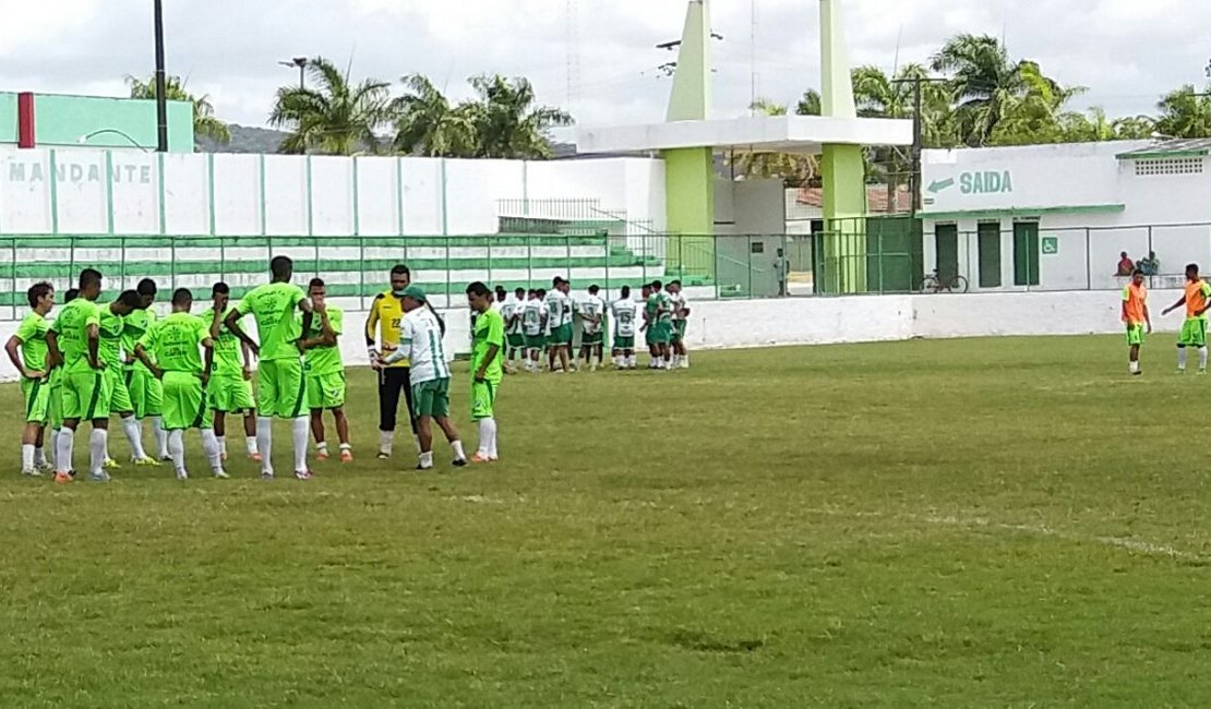 Atacante do Murici sofre lesão grave e está fora do Campeonato Alagoano