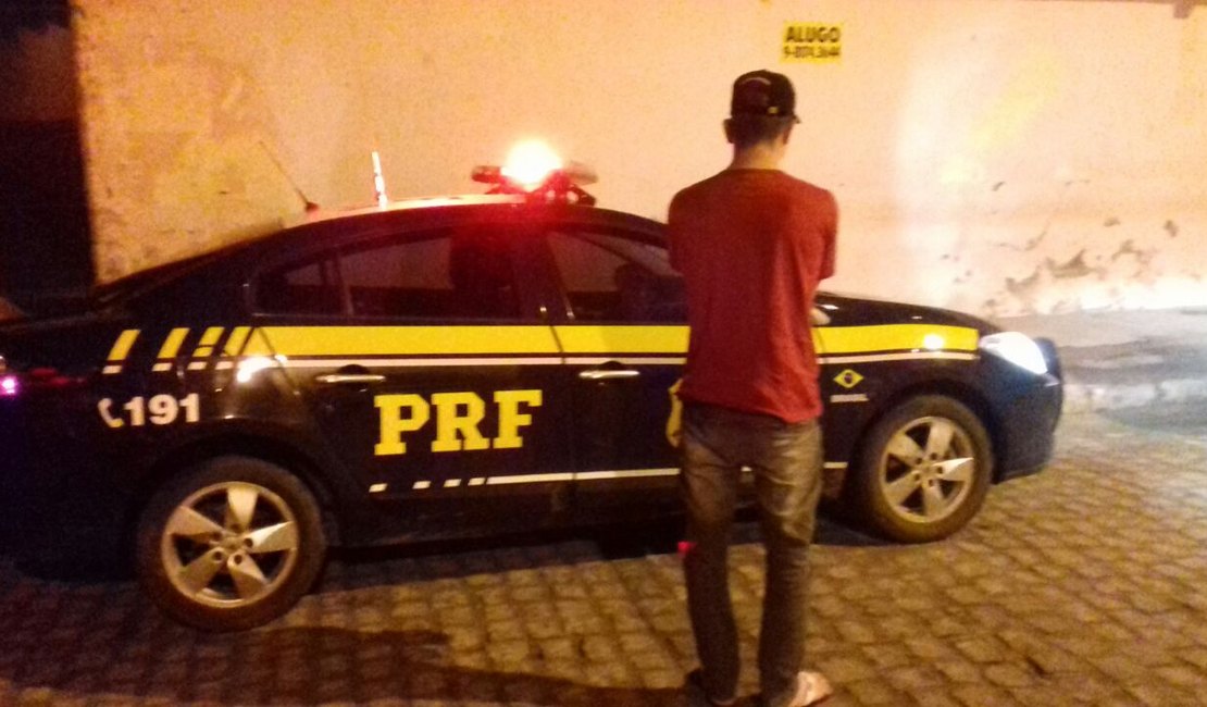 Homem acusado de roubos no estado do Paraná é preso em Alagoas