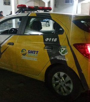Agente da SMTT Arapiraca leva soco de motociclista durante ação de fiscalização