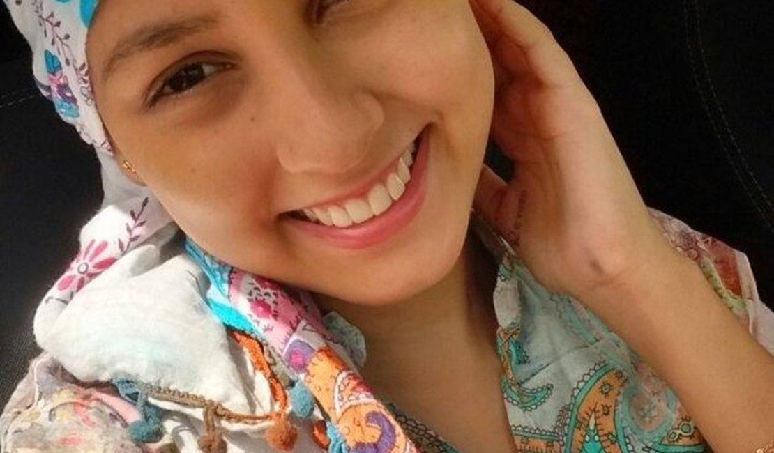 Após lutar 9 meses contra câncer, adolescente de Penedo não resiste e morre 