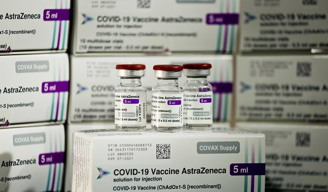Alagoas deve receber mais de 60 mil doses da AstraZeneca