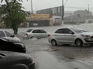 Defesa Civil emite aviso de chuvas intensas para Maceió e outras regiões de Alagoas
