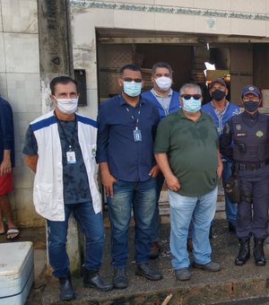 Vigilância Sanitária realoca comerciantes de camarão no Mercado da Produção