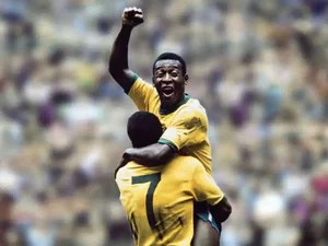 Políticos e times alagoanos prestam condolências a Pelé