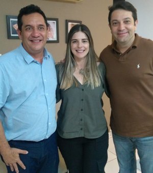 Advogada Sâmea Mascarenhas surge como a grande novidade na eleição de Rio Largo
