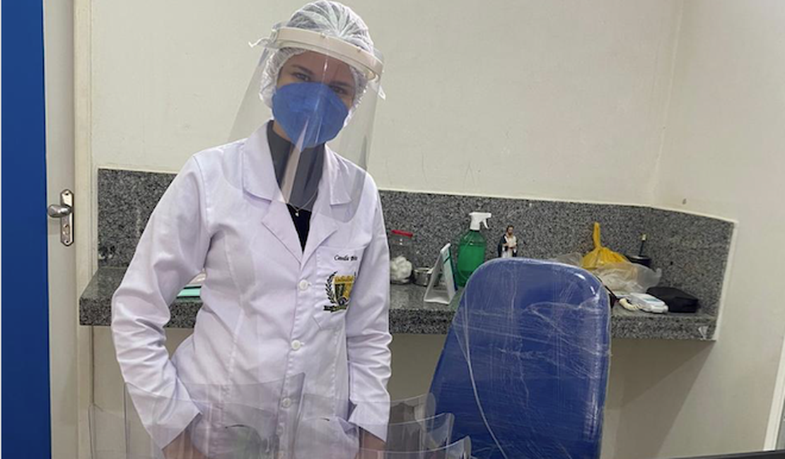 Instituto de Computação da Ufal doa protetores faciais para profissionais da saúde de Arapiraca