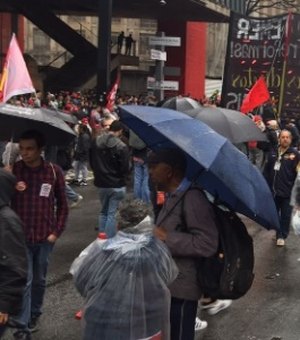 Em São Paulo, ato contra governo de Temer começa com baixa adesão
