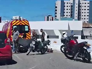 Acidente envolvendo motociclista deixa trânsito lento em Mangabeiras