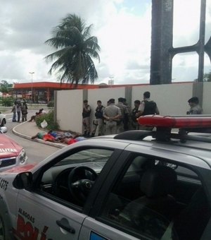 Polícia apreende dez adolescentes que planejavam arrastão em supermercado atacadista