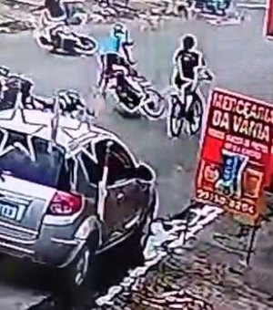 [Vídeo] Câmeras de videomonitoramento registram colisão entre três motocicletas que deixou um morto em Maceió