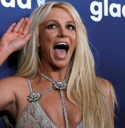 Britney Spears questiona fãs sobre remover tatuagem feita para o ex-marido