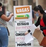 Taxa de desemprego cai para 9,8% no trimestre encerrado em maio, diz IBGE