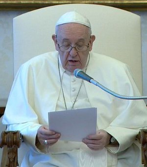 Em novo decreto, papa autoriza mais funções para mulheres na Igreja