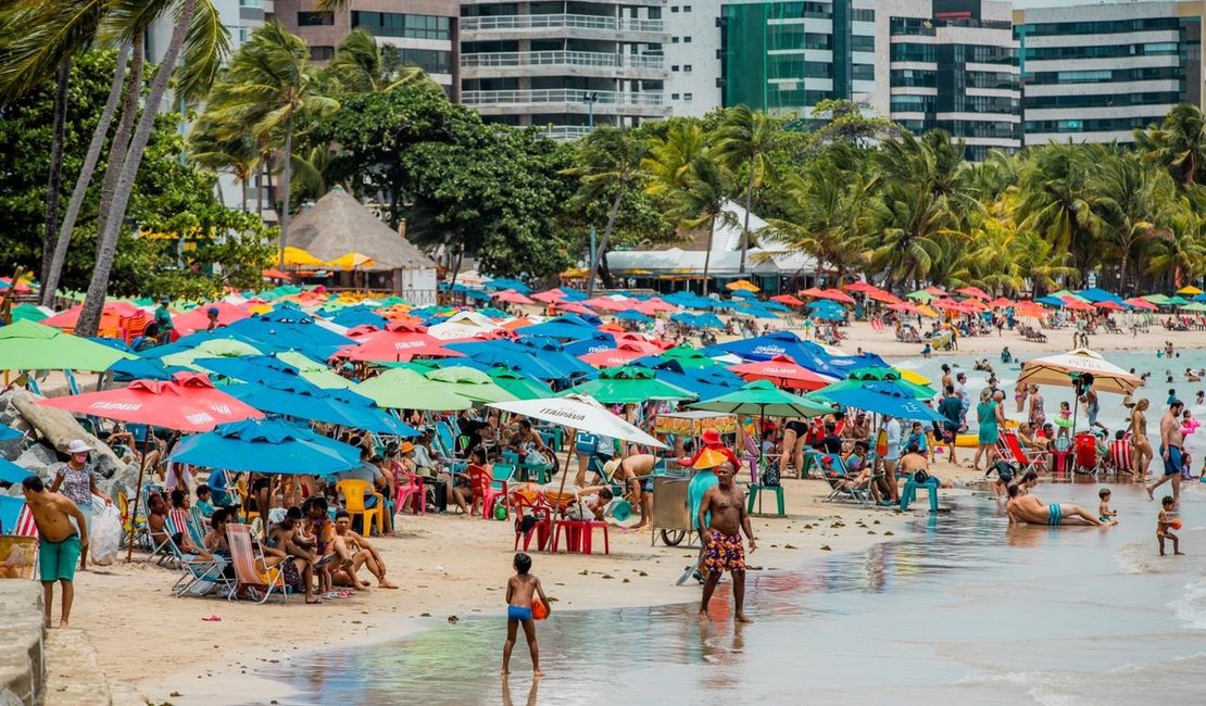 Maceió tem seis trechos de praias impróprias para banho neste fim de semana