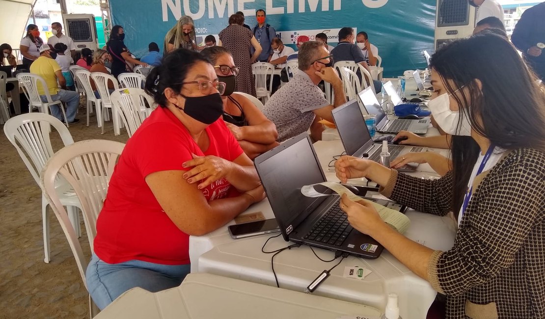 Público supera expectativas no primeiro dia do Feirão do Nome Limpo em Arapiraca