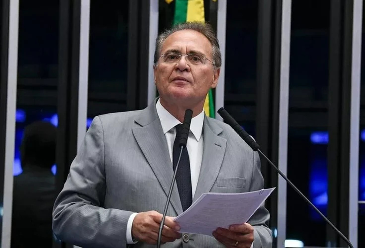 Renan Calheiros costura alianças para ser o relator da CPMI do 8 de janeiro