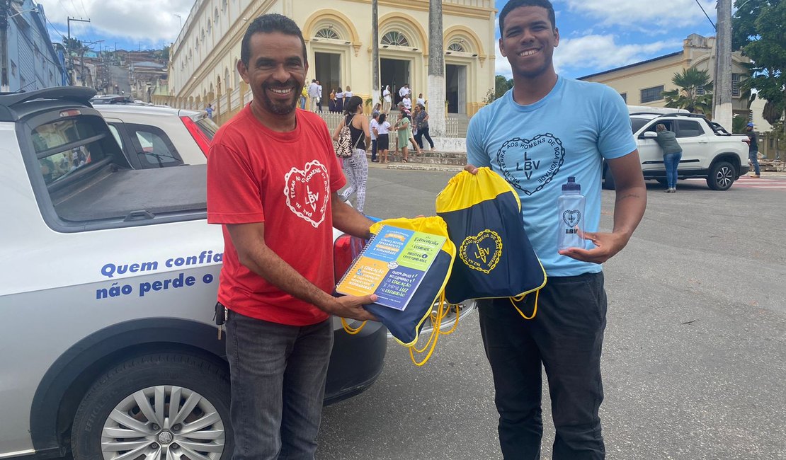 LBV celebra 41 anos de serviços prestados em Alagoas com entrega de kits escolares em Palmeira dos Índios