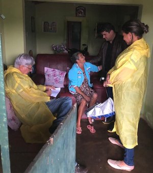 Secretaria de Saúde define estratégias para auxiliar famílias acometidas pelas chuvas em Palmeira dos Índios
