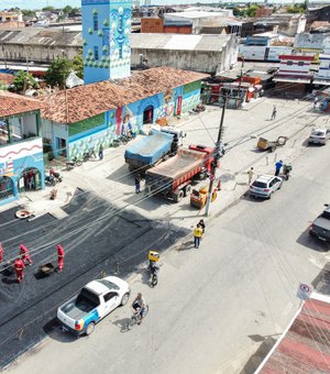 Prefeitura recupera vias em bairros das partes alta e baixa de Maceió
