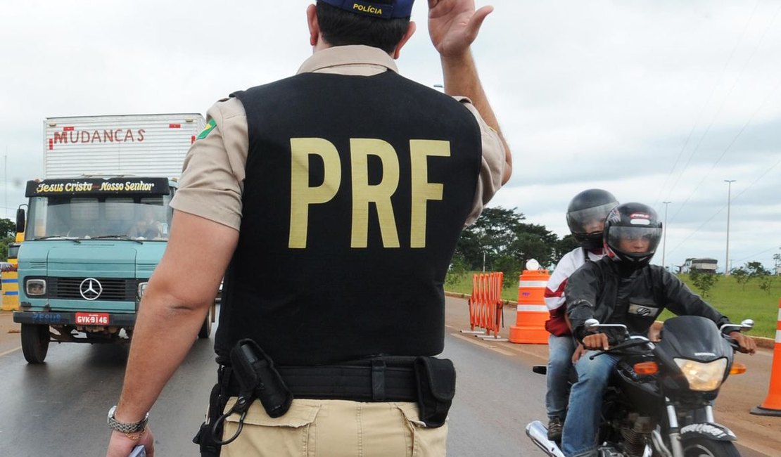 Polícia apreende cinco toneladas de maconha no Rio de Janeiro