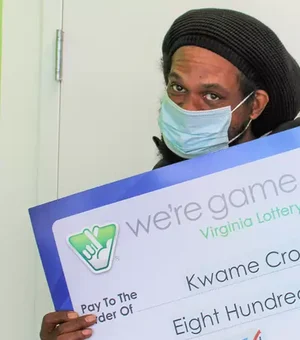 Um homem jogou 160 bilhetes iguais de loteria e ganhou US$ 800 mil