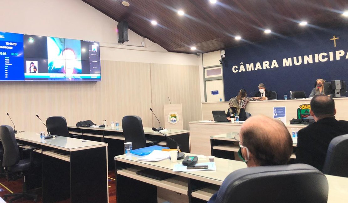 Vereadores aprovam iniciativas que visam melhorar condição de vida do maceioense