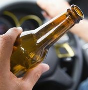 Condutor com sinais de embriaguez se recusa a fazer teste do bafômetro e é preso