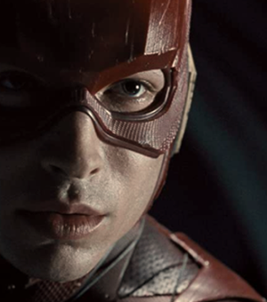 DC pode manter Ezra Miller como Flash e deve apostar em reboot parcial