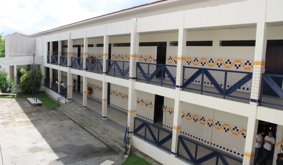 Governo entrega obras de mais duas escolas em Maceió