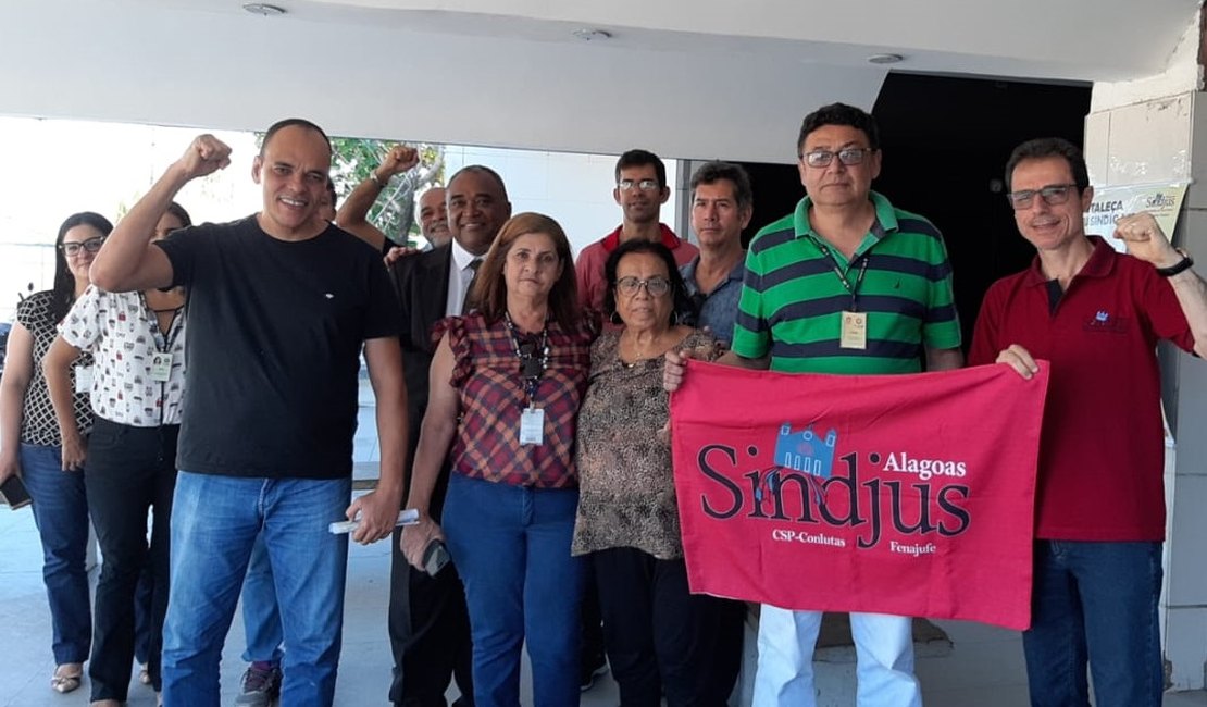 Servidores do Judiciário Federal de Alagoas decidem aderir à greve geral