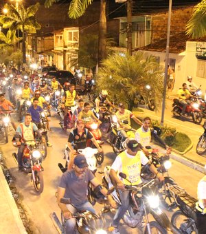 Motoqueiros homenageiam professor assassinado em Porto Calvo