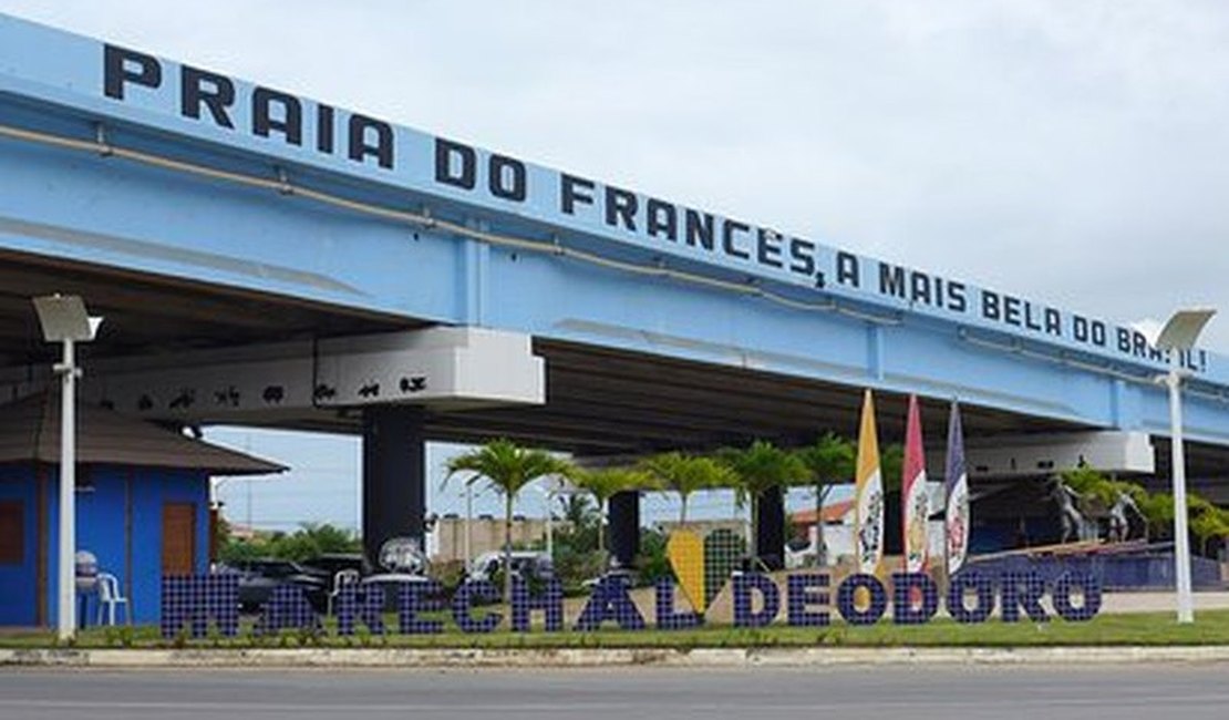 Cadáver de um homem é encontrado boiando em Marechal Deodoro