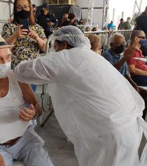 Maceió tem mais de 36 mil idosos que ainda não tomaram a terceira dose