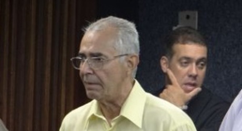 “Ele me deve uma vida”, diz jovem que teve pai assassinado por ex-prefeito de Satuba