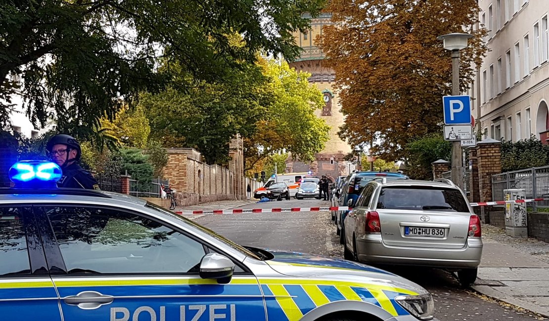 Dois são mortos a tiros perto de sinagoga na Alemanha