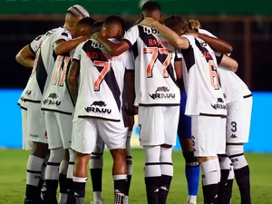 Ex-jogador detona a 777 no Vasco: ‘O time é uma bosta. Tomem vergonha na cara’