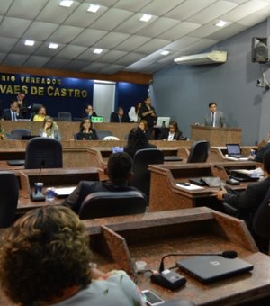 Câmara aprova projeto que obriga ônibus com ar condicionado em Maceió