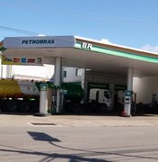 Política da Petrobras eleva preço do combustível em AL; gasolina chega a R$ 6,09