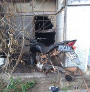 Motocicleta com queixa de roubo é encontrada abandonada na estação ferroviária, de Arapiraca