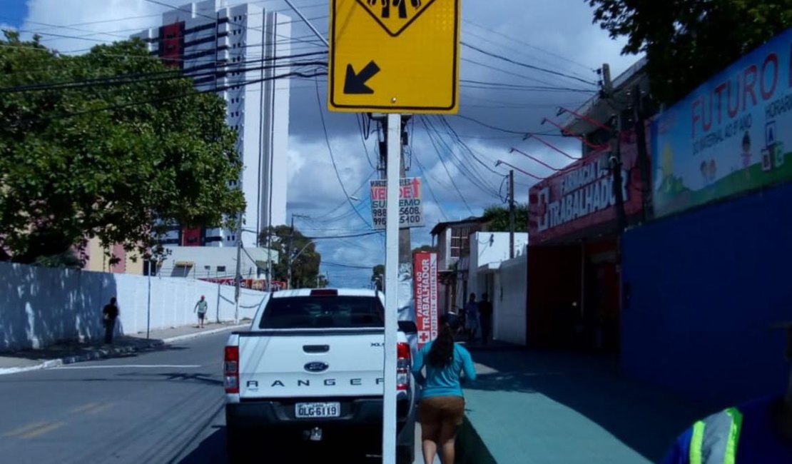 Prefeitura implanta novas sinalizações na parte alta de Maceió