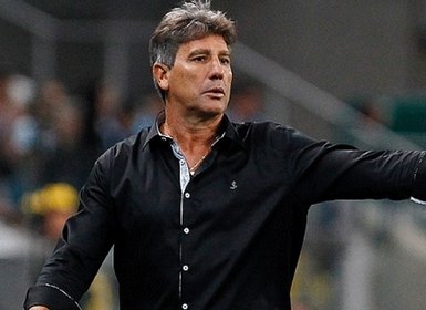 Renato Gaúcho se revolta com arbitragem do GreNal e ameaça abandonar o Brasileirão: 'Vergonha'