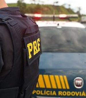 PRF recupera veículos abandonados em cidades do Sertão alagoano