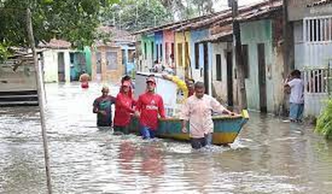 Alagoas ainda tem mais de 58 mil pessoas desabrigadas por causa das chuvas