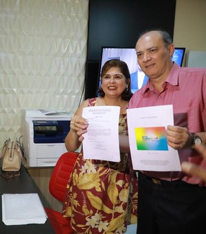 Josealdo Tonholo e Eliane Cavalcanti registram candidatura à reitoria da UFAL