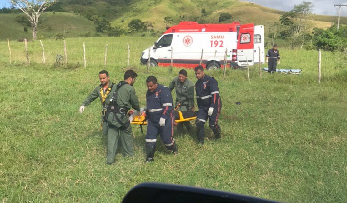 Samu Aeromédico resgata vítima de queda de moto em Viçosa