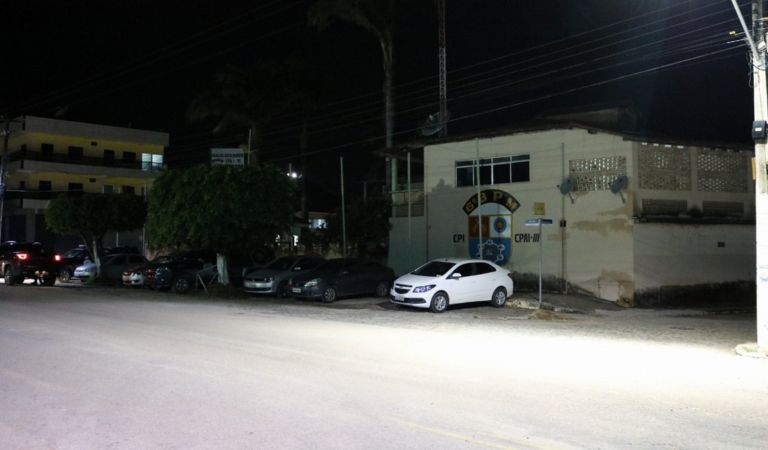 Veículo é apreendido durante abordagem em Maragogi