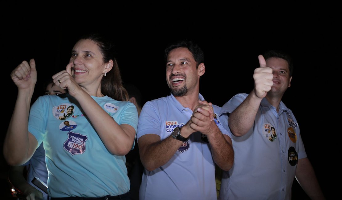 Na 1° grande carreata 'Alagoas Merece Mais', Rodrigo, Jó e Davi recebem carinho no Tabuleiro
