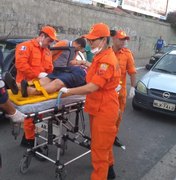 Colisão entre carro e moto deixa um ferido no Jaraguá, em Maceió