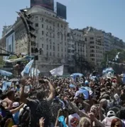 Argentina deixa o Qatar e torcida aguarda chegada dos campeões